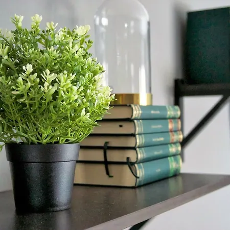 Lunii 6 * Kolozsvár